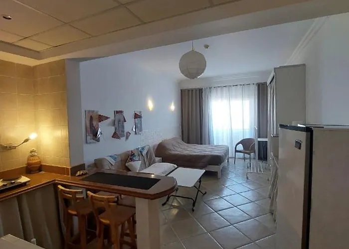 Apartment 1 Bedroom Port Ghalib