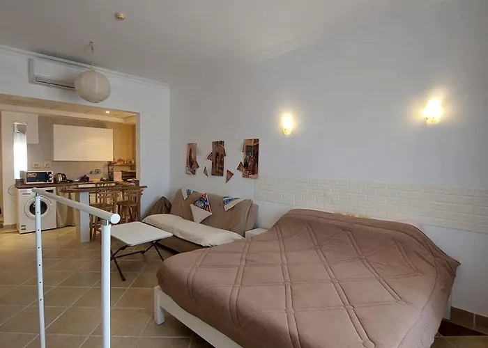 1 Bedroom Apartment Port Ghalib
